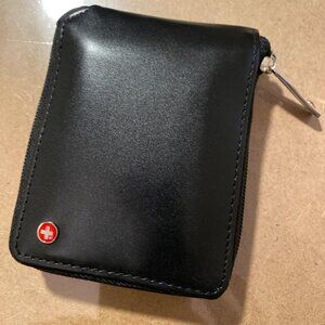 Logan Zipper Bifold Wallet For Men or Women RFID Safe Comes in a Gift Box Black